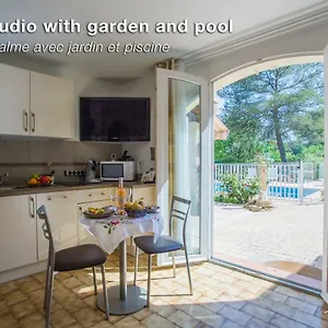 Quiet Studio With Garden And Pool - Dodo Et Tartine , Peypin France